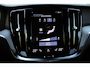 Volvo V60 2.0 T4 R-Design | Trekhaak | 19-Inch Lichtmetalen Velgen | Sportchassis | Elektrisch Verstelbare Bestuurdersstoel Met Geheugen | Cruise Control | Elektrische Achterklep | Verwarmbare Voorstoelen | Adaptieve LED Koplampen met Bochtverlichting | Getint Glas Achter | Nappa Leder/Open Grid Textiel | Apple Carplay/Android Auto | Achteruitrijcamera | Parkeersensoren Voor & Achter |
