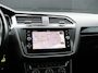 Volkswagen Tiguan 2.0 TSI 4Motion Highline | DSG | PANO-DAK | TREKHAAK | CAMERA | STOEL/STUURVERW. | CRUISE | NAVI |