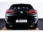 BMW X2 sDrive20i Executive M Sport - Cruise Control - Elektrischep achterklep - Elektrisch verwarmde voorstoelen - Koplampsproeiers - PDC voor/achter - Navigatiesysteem -