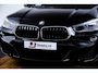 BMW X2 sDrive20i Executive M Sport - Cruise Control - Elektrischep achterklep - Elektrisch verwarmde voorstoelen - Koplampsproeiers - PDC voor/achter - Navigatiesysteem -