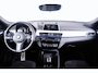 BMW X2 sDrive20i Executive M Sport - Cruise Control - Elektrischep achterklep - Elektrisch verwarmde voorstoelen - Koplampsproeiers - PDC voor/achter - Navigatiesysteem -