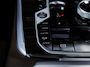 BMW X5 xDrive50e | DRAVITGRAU | ACHTERAS BESTURING | PANORAMADAK | TREKHAAK | SOFTCLOSE | STOELVENTILATIE | STOELVERWARMING | HARMAN KARDON | INTEGRAL ACTIVE STEERING | STOELMASSAGE | MEMORY | NL AUTO |