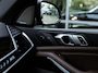 BMW X5 xDrive50e | DRAVITGRAU | ACHTERAS BESTURING | PANORAMADAK | TREKHAAK | SOFTCLOSE | STOELVENTILATIE | STOELVERWARMING | HARMAN KARDON | INTEGRAL ACTIVE STEERING | STOELMASSAGE | MEMORY | NL AUTO |