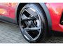 Peugeot 408 1.6 240PK PLUG-IN HYBRID GT EXCLUSIVE | ACTIERADIUS ELEK. WLTP 81-85KM | PANORAMA SCHUIF/KANTEL DAK | ELEKTRISCH VERSTELBARE VOORSTOELEN MET MASSAGE FUNCTIE | VOORSTOELEN VERWARMBAAR | STUUR VERWARMING | SFEER VERLICHTING | 20" LICHTMETALEN VELGEN "MONOLITHE" | ELEKTRISCH BEDIENBARE ACHTERKLEP | LED MATRIX KOPLAMPEN | 360° CAMERA | PARKEERSENSOREN VOOR + ACHTER | DRAADLOZE TELEFOONLADER | DRAADLOZE APPLE CARPLAY/ANDROID AUTO | NAVIGATIE | DODEHOEK DETECTIE | ADAPTIVE CRUISE CONTROL | LEDEREN BEKLEDING | FOCAL PREMIUM AUDIO SYSTEM | NAVIGATIE | DRAADLOZE TELEFOONLADER | 7,4 KW ONBOARD CHARGER | ANTIDIEFSTAL ALARM |