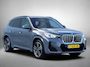 BMW iX1 XDrive30 M-Sport 99,98% SoH (NL-auto, 1e Eig, Dealer OnderH, Camera, SfeerV, Navi, Leder, Climate Con, Etc)
