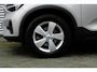 Volvo XC40 2.0 B3 Essential | Adaptieve Cruise Control Met Stuurhulp | BLIS | Stuurverwarming | Stoelverwarming | Lendensteun | Textiel Bekleding | Trekhaak Semi Elektrisch Inklapbaar | 17-inch Lichtmetalen Velgen | Metallic Lak | Google Maps & Play Store | Carplay | Android Auto |