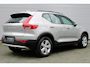 Volvo XC40 2.0 B3 Essential | Adaptieve Cruise Control Met Stuurhulp | BLIS | Stuurverwarming | Stoelverwarming | Lendensteun | Textiel Bekleding | Trekhaak Semi Elektrisch Inklapbaar | 17-inch Lichtmetalen Velgen | Metallic Lak | Google Maps & Play Store | Carplay | Android Auto |
