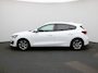 Ford Focus 1.0 EcoBoost Hybrid Titanium | Parkeersensor voor/achter | Navigatie full map | Apple CarPlay/Android Auto | Airco automatisch | Cruise control | Extra getint glas | Lichtmetalen velgen |