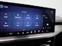 Ford Focus 1.0 EcoBoost Hybrid Titanium | Parkeersensor voor/achter | Navigatie full map | Apple CarPlay/Android Auto | Airco automatisch | Cruise control | Extra getint glas | Lichtmetalen velgen |