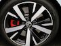 Volkswagen Golf 1.5 eHybrid GTE 272 PK| Origineel Nederlands | 1e Eigenaar | Panoramadak | Trekhaak | 360 Camera | Stoelverwarming | Stuurwielverwarming | Navigatie