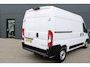 Opel Movano 2.2D 180pk S&S L2H2 3.5t | Automaat | Camera | 3-Zits | Parkeersensoren rondom | Winter & zomerset | 25.000km |
