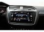 Volkswagen Tiguan 1.5 TSI Life Business Aut. [ Navi Ergo-Stoelen Adapt.cruise ]