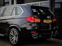 BMW X5 40D xDrive M-Sport | HUD | COMFORTZETELS | PANO | LED | CARBONSCHWARZ METTALIC | TREKHAAK | MEMORY