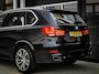 BMW X5 40D xDrive M-Sport | HUD | COMFORTZETELS | PANO | LED | CARBONSCHWARZ METTALIC | TREKHAAK | MEMORY