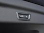 BMW X1 sDrive18i M-Sport | Panorama dak | Elektrisch wegklapbare trekhaak | Stoelverwarming | Achteruitrijcamera | Elektrische kofferbakklep | Keyless entry/start | Half leder/alcantara | Draadloze telefoonlader | Apple CarPlay/Android Auto | Navigatie | Climate controle | Parkeersensoren V+A |