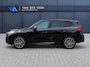 BMW X1 sDrive18i M-Sport | Panorama dak | Elektrisch wegklapbare trekhaak | Stoelverwarming | Achteruitrijcamera | Elektrische kofferbakklep | Keyless entry/start | Half leder/alcantara | Draadloze telefoonlader | Apple CarPlay/Android Auto | Navigatie | Climate controle | Parkeersensoren V+A |