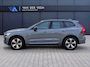 Volvo XC60 2.0 T6 Plug-in hybrid AWD Plus Dark | Incl. 12 maanden Garantie | SoH 96% | Panorama dak | Keyless entry/start | Achteruitrijcamera | Elektrische kofferbakklep | Memory stand stoelen | Adaptive cruise | Apple CarPlay/Android Auto | Climate controle | Draadloze telefoonlader | Lederen bekleding |