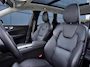 Volvo XC60 2.0 T6 Plug-in hybrid AWD Plus Dark | Incl. 12 maanden Garantie | SoH 96% | Panorama dak | Keyless entry/start | Achteruitrijcamera | Elektrische kofferbakklep | Memory stand stoelen | Adaptive cruise | Apple CarPlay/Android Auto | Climate controle | Draadloze telefoonlader | Lederen bekleding |