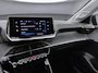 Peugeot 208 1.2 PureTech Active Unieke matgroene wrap | Zwarte 17" LM velgen | Apple CarPlay | Cruise Control | Lane Assist | DAB YP