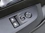 Peugeot 208 1.2 PureTech Active Unieke matgroene wrap | Zwarte 17" LM velgen | Apple CarPlay | Cruise Control | Lane Assist | DAB YP