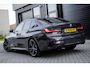 BMW 3-Serie 318i M-Sport 4-Cil | PANO | CARBON | DRAVITGRAU | ALCANTARA | CARPLAY | 50 JAHRE