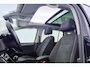 Volkswagen Touran 1.5 TSI Highline Business R 7p | Trekhaak | Panoramadak | Stoelverwarming | LED | Camera |