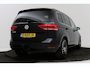 Volkswagen Touran 1.5 TSI Highline Business R 7p | Trekhaak | Panoramadak | Stoelverwarming | LED | Camera |