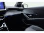 Peugeot e-208 EV GT 51 kWh 3-Fase l Full-LED l Navigatie full-map l Apple Carplay & Android Auto l Camera 360 l Adaptive Cruise Control l Climate Control l Draadloze Telefoonlader l Sfeerverlichting l Lichtmetalen Velgen