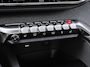Peugeot 3008 1.2 PureTech GT Line Avantage GT Line | Navi | Camera | Trekhaak | Stoelverwarming | Apple CarPlay | Keyless | 19" LM velgen Poetser S