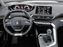 Peugeot 3008 1.2 PureTech GT Line Avantage GT Line | Navi | Camera | Trekhaak | Stoelverwarming | Apple CarPlay | Keyless | 19" LM velgen Poetser S
