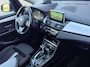 BMW 2-Serie Active Tourer 220d xDrive Sport Pano Trekhaak HUD Memory Voll.Onderhouden!