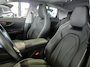 Omoda 5 EV Premium 61 kWh Luxe uitvoering met Schuif Kanteldak | Camera's | Two Tone | 7 jaar fabrieksgarantie | Stuur en Stoelverwarming & Stoelventilatie | Ex demonstratie auto Wittebrug Zoetermeer |