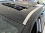 Omoda 5 EV Premium 61 kWh Luxe uitvoering met Schuif Kanteldak | Camera's | Two Tone | 7 jaar fabrieksgarantie | Stuur en Stoelverwarming & Stoelventilatie | Ex demonstratie auto Wittebrug Zoetermeer |