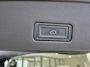Omoda 5 EV Premium 61 kWh Luxe uitvoering met Schuif Kanteldak | Camera's | Two Tone | 7 jaar fabrieksgarantie | Stuur en Stoelverwarming & Stoelventilatie | Ex demonstratie auto Wittebrug Zoetermeer |