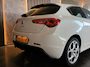 Alfa Romeo Giulietta 1.4 T Sprint Automaat F1 Xenon Cruise Clima PDC