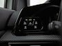 Volkswagen Golf 1.5 eTSI R-Line Business+ 150Pk Automaat (2X R-LINE, APPLE CARPLAY, STUUR/STOELVERWARMING, CAMERA, KUIPSTOELEN, GETINT GLAS, TREKHAAK, KEYLESS, NIEUWSTAAT)