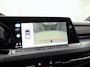 Volkswagen Golf 1.5 eTSI R-Line Business+ 150Pk Automaat (2X R-LINE, APPLE CARPLAY, STUUR/STOELVERWARMING, CAMERA, KUIPSTOELEN, GETINT GLAS, TREKHAAK, KEYLESS, NIEUWSTAAT)