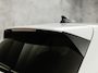 Volkswagen Golf 1.5 eTSI R-Line Business+ 150Pk Automaat (2X R-LINE, APPLE CARPLAY, STUUR/STOELVERWARMING, CAMERA, KUIPSTOELEN, GETINT GLAS, TREKHAAK, KEYLESS, NIEUWSTAAT)
