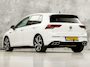 Volkswagen Golf 1.5 eTSI R-Line Business+ 150Pk Automaat (2X R-LINE, APPLE CARPLAY, STUUR/STOELVERWARMING, CAMERA, KUIPSTOELEN, GETINT GLAS, TREKHAAK, KEYLESS, NIEUWSTAAT)