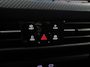 Volkswagen Golf 1.5 eTSI R-Line Business+ 150Pk Automaat (2X R-LINE, APPLE CARPLAY, STUUR/STOELVERWARMING, CAMERA, KUIPSTOELEN, GETINT GLAS, TREKHAAK, KEYLESS, NIEUWSTAAT)