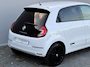Renault Twingo Z.E. R80 E-Tech Série Limitée Urban Night 22 kWh / SOH 95,52% / Dealer onderhouden / Navigatie / Camera / Apple Carplay & Android Auto / Stoelverwarming / 16" LM wielen / PDC Achter /