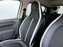 Renault Twingo Z.E. R80 E-Tech Série Limitée Urban Night 22 kWh / SOH 95,52% / Dealer onderhouden / Navigatie / Camera / Apple Carplay & Android Auto / Stoelverwarming / 16" LM wielen / PDC Achter /