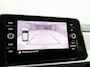 Volkswagen T-Roc 1.5 TSI Life Sport 150Pk Automaat (APPLE CARPLAY, GROOT NAVI, CAMERA, STOELVERWARMING, SPORTSTOELEN, GETINT GLAS, TREKHAAK, NIEUWSTAAT)