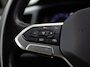 Volkswagen T-Roc 1.5 TSI Life Sport 150Pk Automaat (APPLE CARPLAY, GROOT NAVI, CAMERA, STOELVERWARMING, SPORTSTOELEN, GETINT GLAS, TREKHAAK, NIEUWSTAAT)