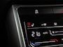 Volkswagen T-Roc 1.5 TSI Life Sport 150Pk Automaat (APPLE CARPLAY, GROOT NAVI, CAMERA, STOELVERWARMING, SPORTSTOELEN, GETINT GLAS, TREKHAAK, NIEUWSTAAT)