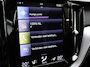 Volvo XC60 2.0 B5 Momentum Exclusive / Panoramadak / Head-up Display / Harman Kardon / 360 Camera / Leder / Adaptive Cruise / Stoel+Stuurverwarming /