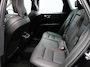 Volvo XC60 2.0 B5 Momentum Exclusive / Panoramadak / Head-up Display / Harman Kardon / 360 Camera / Leder / Adaptive Cruise / Stoel+Stuurverwarming /