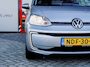 Volkswagen e-Up! Style | Achteruitrijcamera | Climate Control | Stoelverwarming | Parkeersensoren Achter | Metallic Lak | Lichtmetalen Velgen | Getint Glas |