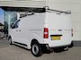 Peugeot e-Expert EV L2 50 kWh Stuurverwarming | Parkeercamera | Imperiaal | Trekhaak | 2 zits | Adaptive cruise control | Schuifdeur links