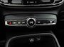 Volvo XC40 1.5 T5 Recharge Sport 252Pk Automaat (APPLE CARPLAY, GROOT NAVI, STOELVERWARMING, LEDER, SPORTSTOELEN, ELEK ACHTERKLEP, NIEUWE APK, NIEUWSTAAT)